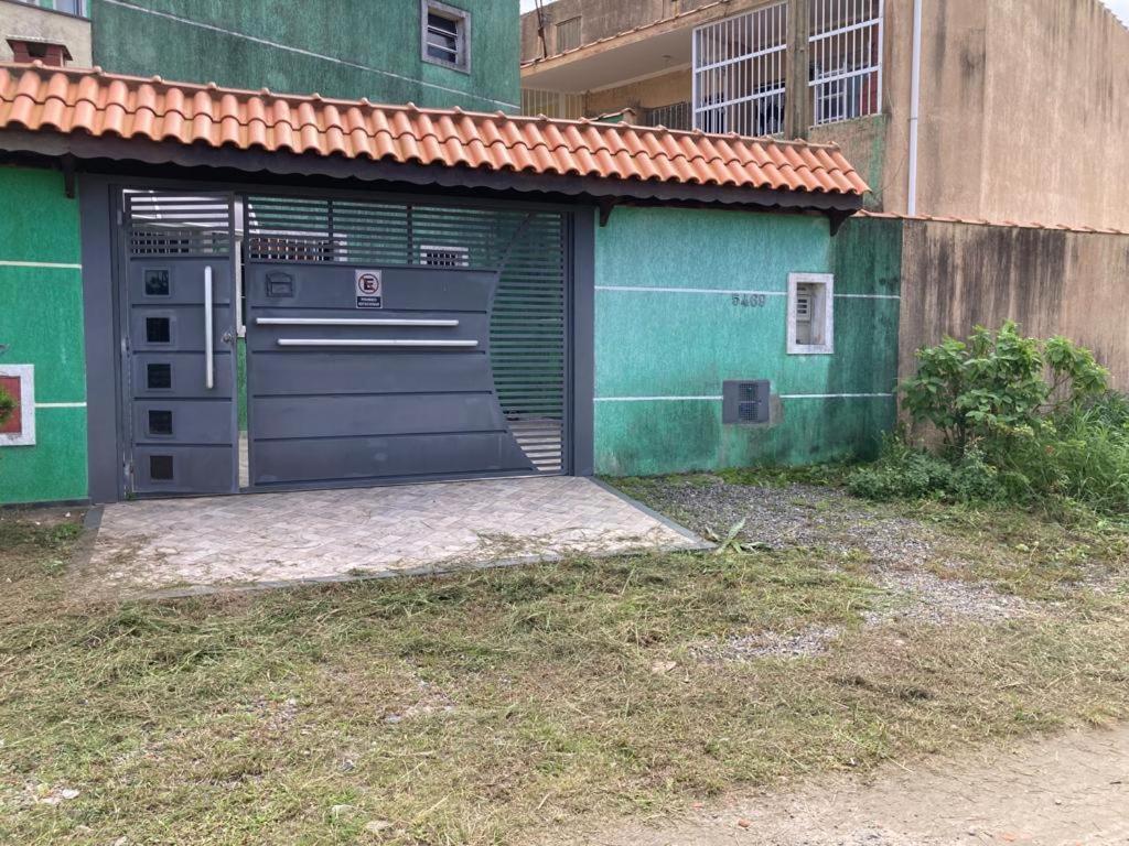 Casa Do Lado Da Praia Em Itanhaem Vila Exterior foto